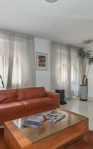 Apartamento para alugar com 150m², 3 quartos e 2 vagasSala