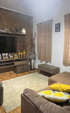 Casa à venda com 260m², 4 quartos e 3 vagas