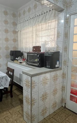 Casa à venda com 260m², 4 quartos e 3 vagas