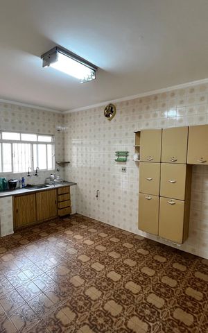 Casa à venda com 125m², 2 quartos e 1 vaga Casa à venda com 125m², 2 quartos e 1 vagaCozinha