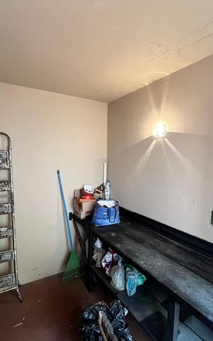 Casa à venda com 125m², 2 quartos e 1 vaga Casa à venda com 125m², 2 quartos e 1 vagaQuarto de Serviço