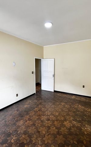 Casa à venda com 125m², 2 quartos e 1 vaga Casa à venda com 125m², 2 quartos e 1 vagaSala