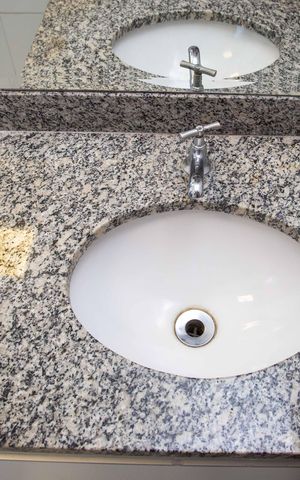 Apartamento à venda com 44m², 2 quartos e 1 vagaBanheiro