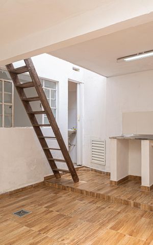 Casa à venda com 180m², 3 quartos e 1 vaga Casa à venda com 180m², 3 quartos e 1 vagaÁrea de Serviço