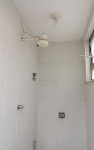Apartamento para alugar com 288m², 4 quartos e 2 vagasBanheiro de serviço