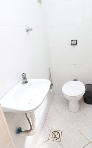 Apartamento para alugar com 288m², 4 quartos e 2 vagasBanheiro de serviço