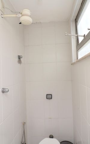 Apartamento para alugar com 288m², 4 quartos e 2 vagasBanheiro de serviço