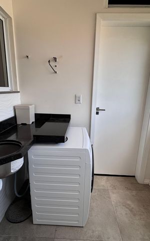 Apartamento à venda com 96m², 3 quartos e 3 vagas Apartamento à venda com 96m², 3 quartos e 3 vagasÁrea de Serviço