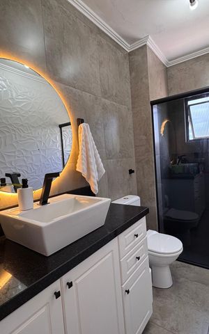 Apartamento à venda com 96m², 3 quartos e 3 vagas Apartamento à venda com 96m², 3 quartos e 3 vagasBanheiro