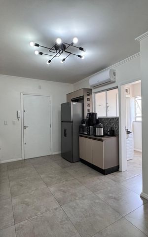 Apartamento à venda com 96m², 3 quartos e 3 vagas Apartamento à venda com 96m², 3 quartos e 3 vagasCozinha