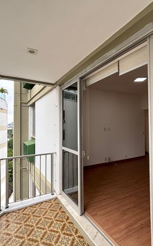 Apartamento para alugar com 115m², 3 quartos e 1 vagaVaranda da sala