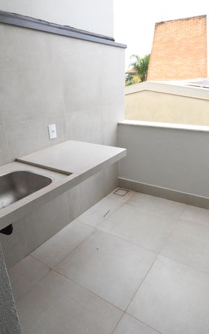 Casa de condomínio à venda com 158m², 3 quartos e 2 vagasÁrea de Serviço
