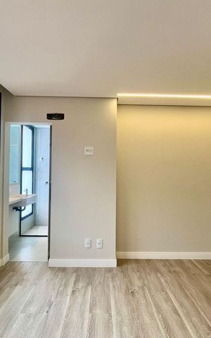 Casa de condomínio à venda com 158m², 3 quartos e 2 vagas Casa de condomínio à venda com 158m², 3 quartos e 2 vagasSuíte