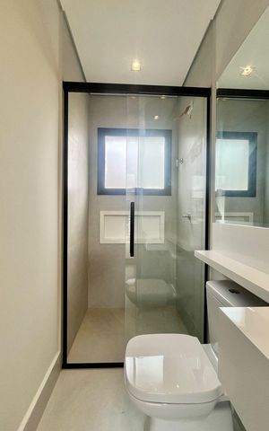 Casa de condomínio à venda com 158m², 4 quartos e 2 vagas Casa de condomínio à venda com 158m², 4 quartos e 2 vagasBanheiro da Cobertura