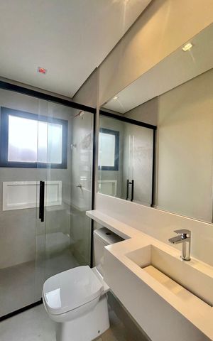 Casa de condomínio à venda com 158m², 4 quartos e 2 vagas Casa de condomínio à venda com 158m², 4 quartos e 2 vagasBanheiro da Cobertura