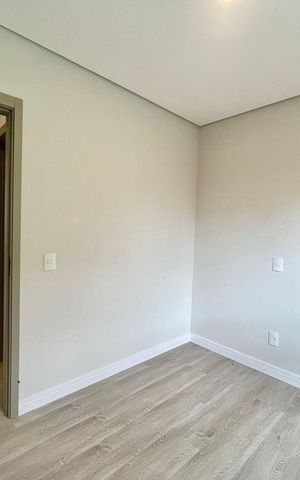 Casa de condomínio à venda com 158m², 4 quartos e 2 vagas Casa de condomínio à venda com 158m², 4 quartos e 2 vagasQuarto 1