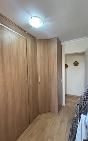 Apartamento à venda com 75m², 3 quartos e 2 vagasQuarto 2