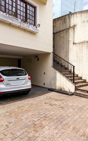 Casa para alugar com 200m², 3 quartos e 4 vagas Casa para alugar com 200m², 3 quartos e 4 vagasÁrea comum