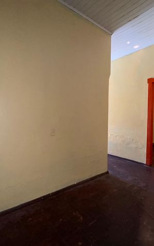 Casa para alugar com 90m², 2 quartos e sem vaga Casa para alugar com 90m², 2 quartos e sem vagaSala