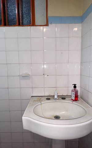 Casa para alugar com 90m², 2 quartos e sem vaga Casa para alugar com 90m², 2 quartos e sem vagaBanheiro Social