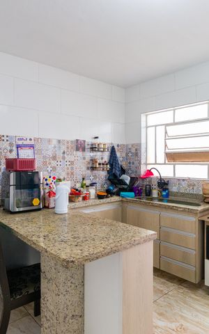 Casa à venda com 150m², 2 quartos e 2 vagas