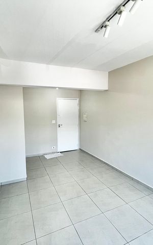 Apartamento para alugar com 68m², 2 quartos e sem vagaSala