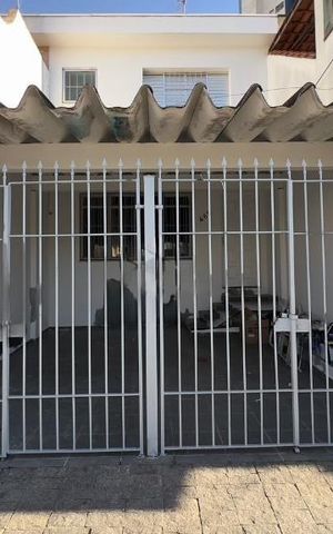 Casa à venda com 270m², 4 quartos e 2 vagas