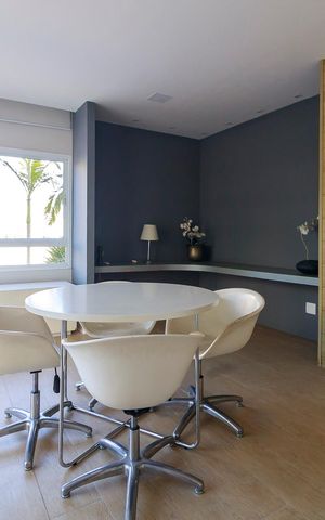 Apartamento à venda com 148m², 3 quartos e 3 vagas Apartamento à venda com 148m², 3 quartos e 3 vagasCoworking
