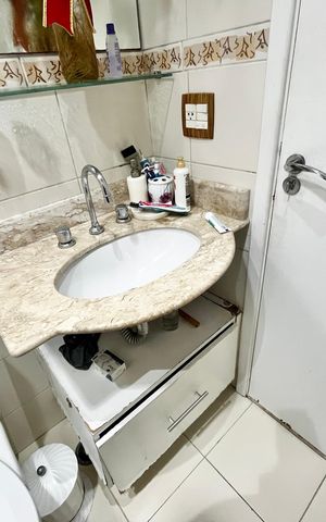 Apartamento à venda com 66m², 2 quartos e 2 vagas Apartamento à venda com 66m², 2 quartos e 2 vagasBanheiro