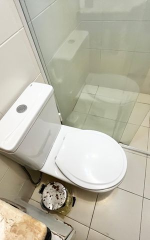 Apartamento à venda com 66m², 2 quartos e 2 vagas Apartamento à venda com 66m², 2 quartos e 2 vagasBanheiro da Suíte