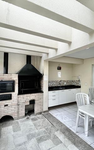 Apartamento à venda com 66m², 2 quartos e 2 vagas Apartamento à venda com 66m², 2 quartos e 2 vagasÁrea comum - Churrasqueira