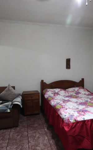 Casa à venda com 240m², 3 quartos e 2 vagasQuarto 3