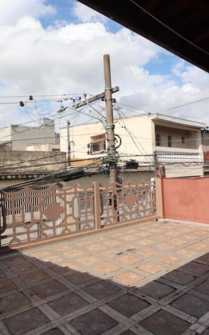 Casa à venda com 240m², 3 quartos e 2 vagasVaranda