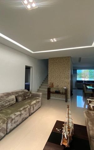 Casa para alugar com 2500m², 5 quartos e 8 vagas Casa para alugar com 2500m², 5 quartos e 8 vagasSala