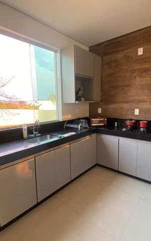 Casa para alugar com 2500m², 5 quartos e 8 vagas Casa para alugar com 2500m², 5 quartos e 8 vagasCozinha