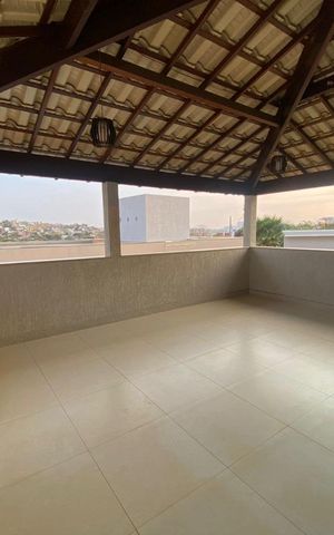 Casa para alugar com 2500m², 5 quartos e 8 vagas Casa para alugar com 2500m², 5 quartos e 8 vagasVaranda Quarto 1