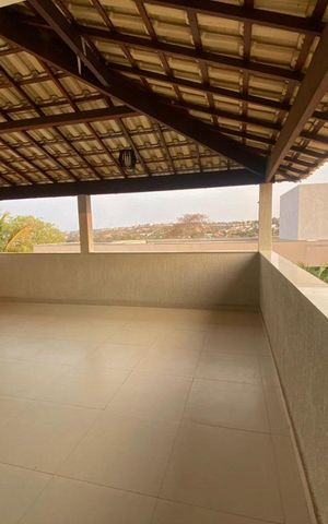 Casa para alugar com 2500m², 5 quartos e 8 vagas Casa para alugar com 2500m², 5 quartos e 8 vagasVaranda Quarto 1