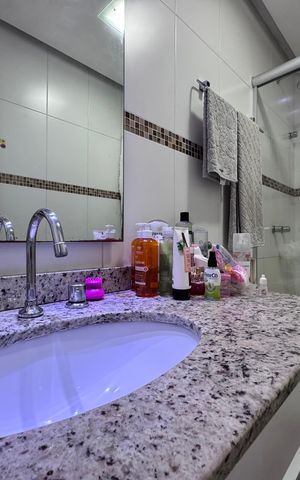 Apartamento à venda com 360m², 3 quartos e 3 vagas Apartamento à venda com 360m², 3 quartos e 3 vagasSuíte 2 - Banheiro