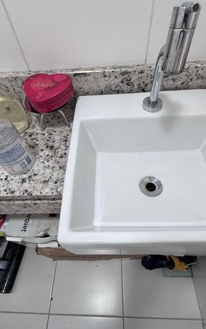 Apartamento à venda com 360m², 3 quartos e 3 vagas Apartamento à venda com 360m², 3 quartos e 3 vagasLavabo