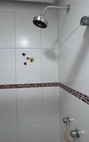 Apartamento à venda com 360m², 3 quartos e 3 vagas Apartamento à venda com 360m², 3 quartos e 3 vagasSuíte 3 - Banheiro