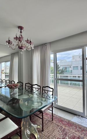 Apartamento à venda com 360m², 3 quartos e 3 vagas Apartamento à venda com 360m², 3 quartos e 3 vagasSala