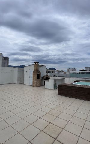 Apartamento à venda com 360m², 3 quartos e 3 vagas Apartamento à venda com 360m², 3 quartos e 3 vagasTerraço