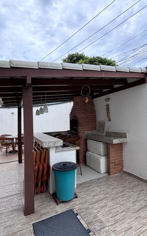 Apartamento à venda com 360m², 3 quartos e 3 vagas Apartamento à venda com 360m², 3 quartos e 3 vagasÁrea comum