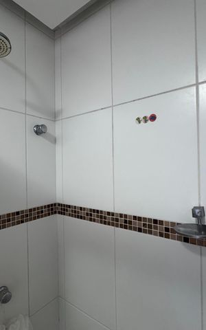 Apartamento à venda com 360m², 3 quartos e 3 vagas Apartamento à venda com 360m², 3 quartos e 3 vagasSuíte 2 - Banheiro