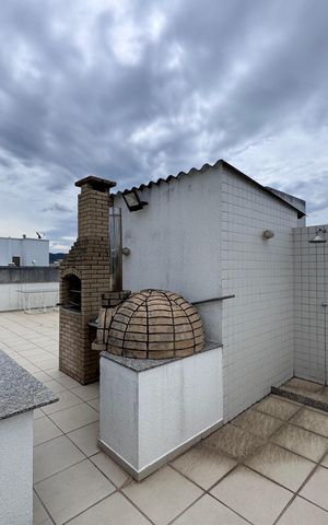 Apartamento à venda com 360m², 3 quartos e 3 vagas Apartamento à venda com 360m², 3 quartos e 3 vagasTerraço