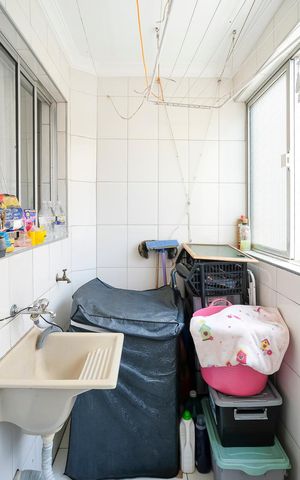 Apartamento à venda com 68m², 2 quartos e 1 vagaÁrea de serviço