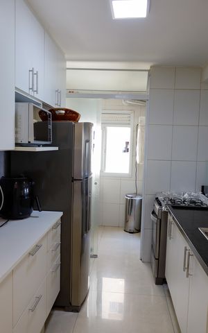 Apartamento à venda com 84m², 2 quartos e 2 vagasCozinha
