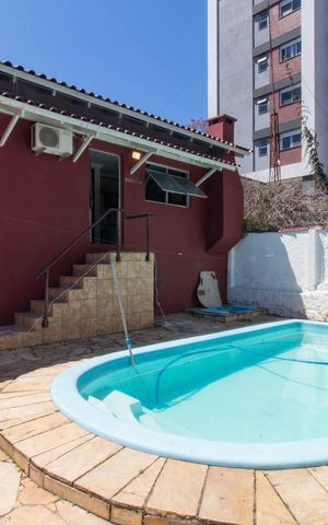 Casa à venda com 300m², 3 quartos e 3 vagasQuintal