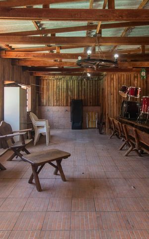 Casa à venda com 300m², 3 quartos e 3 vagasChurrasqueira