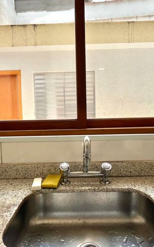 Casa à venda com 270m², 4 quartos e 4 vagas Casa à venda com 270m², 4 quartos e 4 vagasCozinha